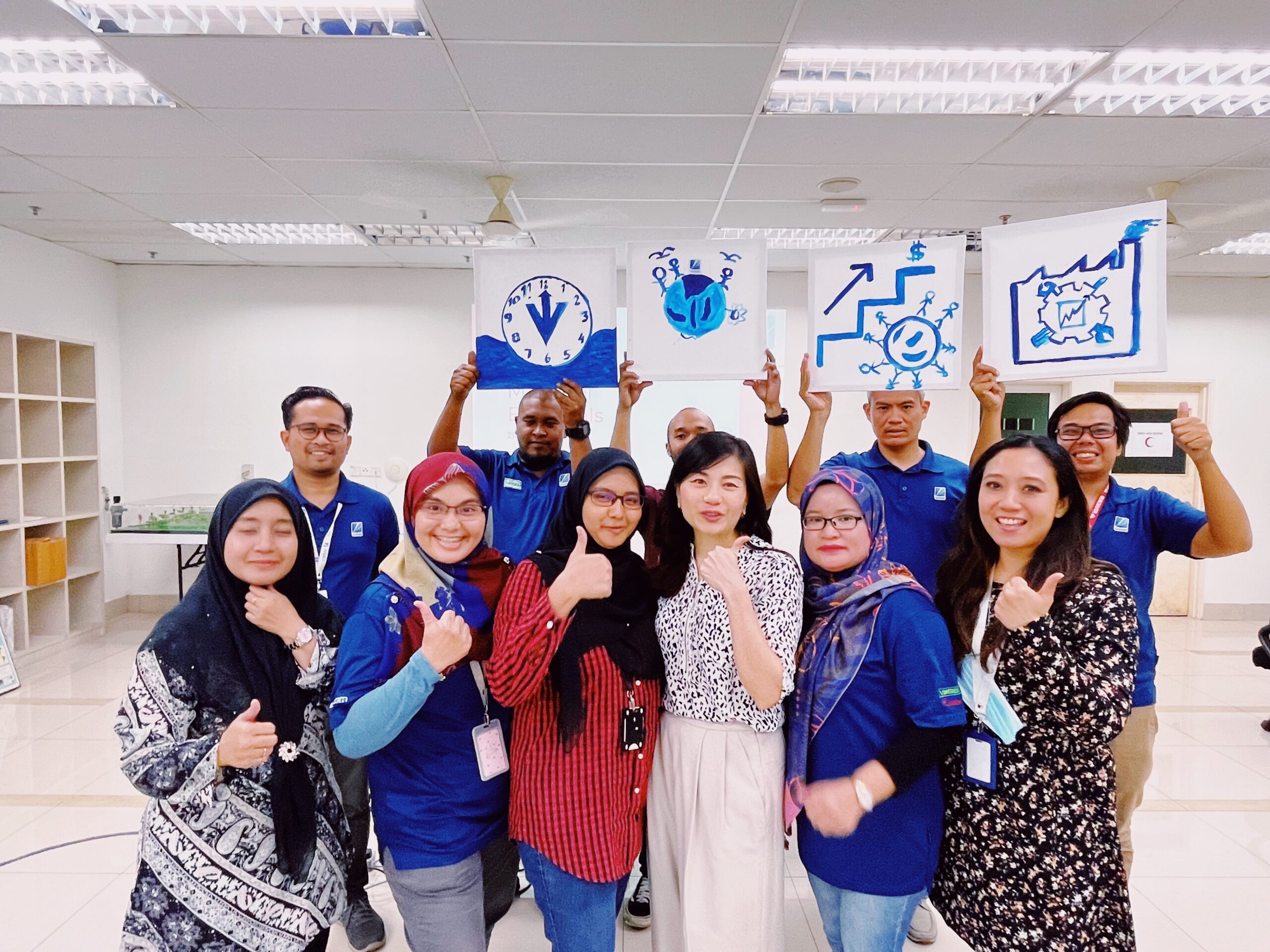 Facilitator Presenting